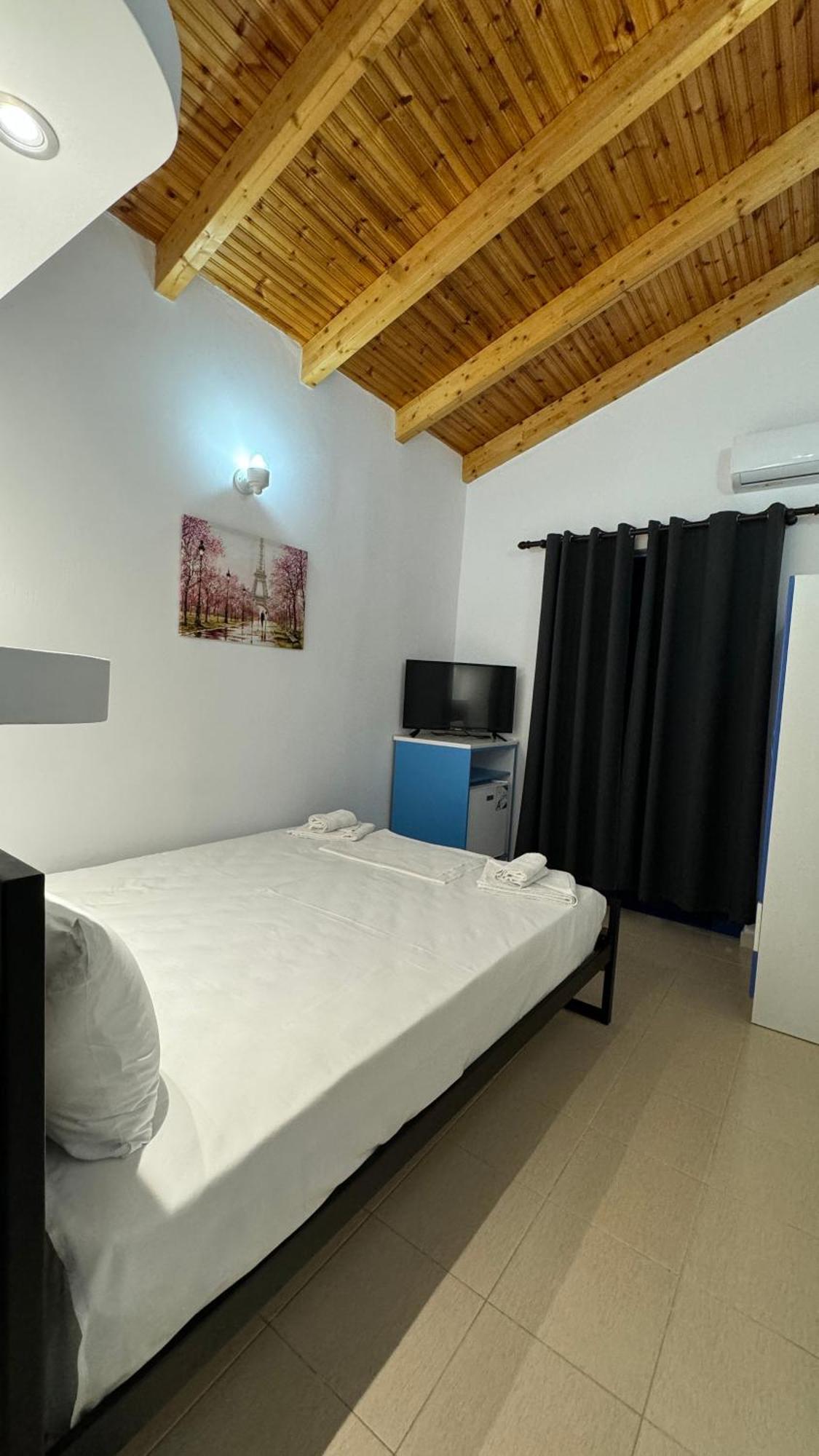 Itaka Summer Rooms Lukova Exteriér fotografie